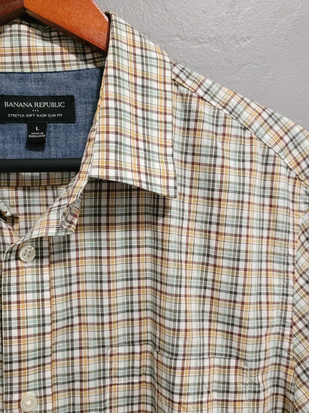 Banana Republic Men's Beige Plaid Dress Shirt